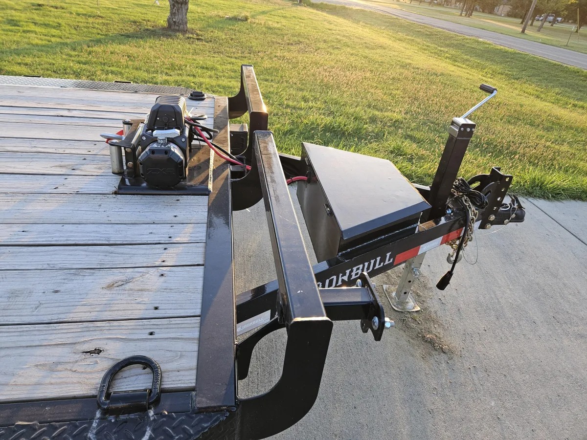102" x 18' Car Hauler Trailer thumbnail 4